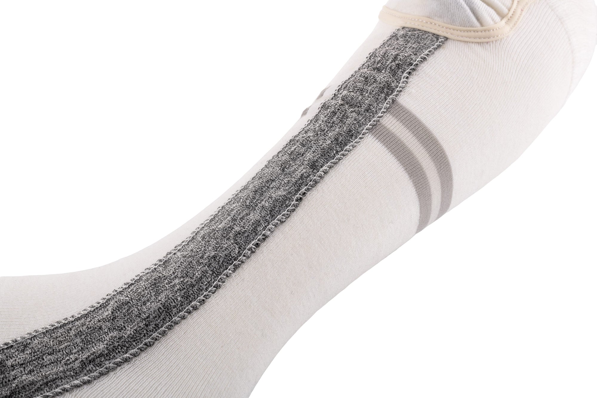 Grijane čarape – Aerowhite | Zimski sportovi – USB-C | Tanke i izdržljive